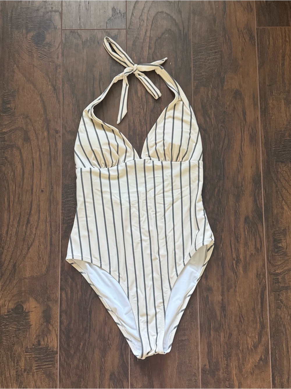 Cupshe Medium Alice White Stripe Halter One Piece Swimsuit